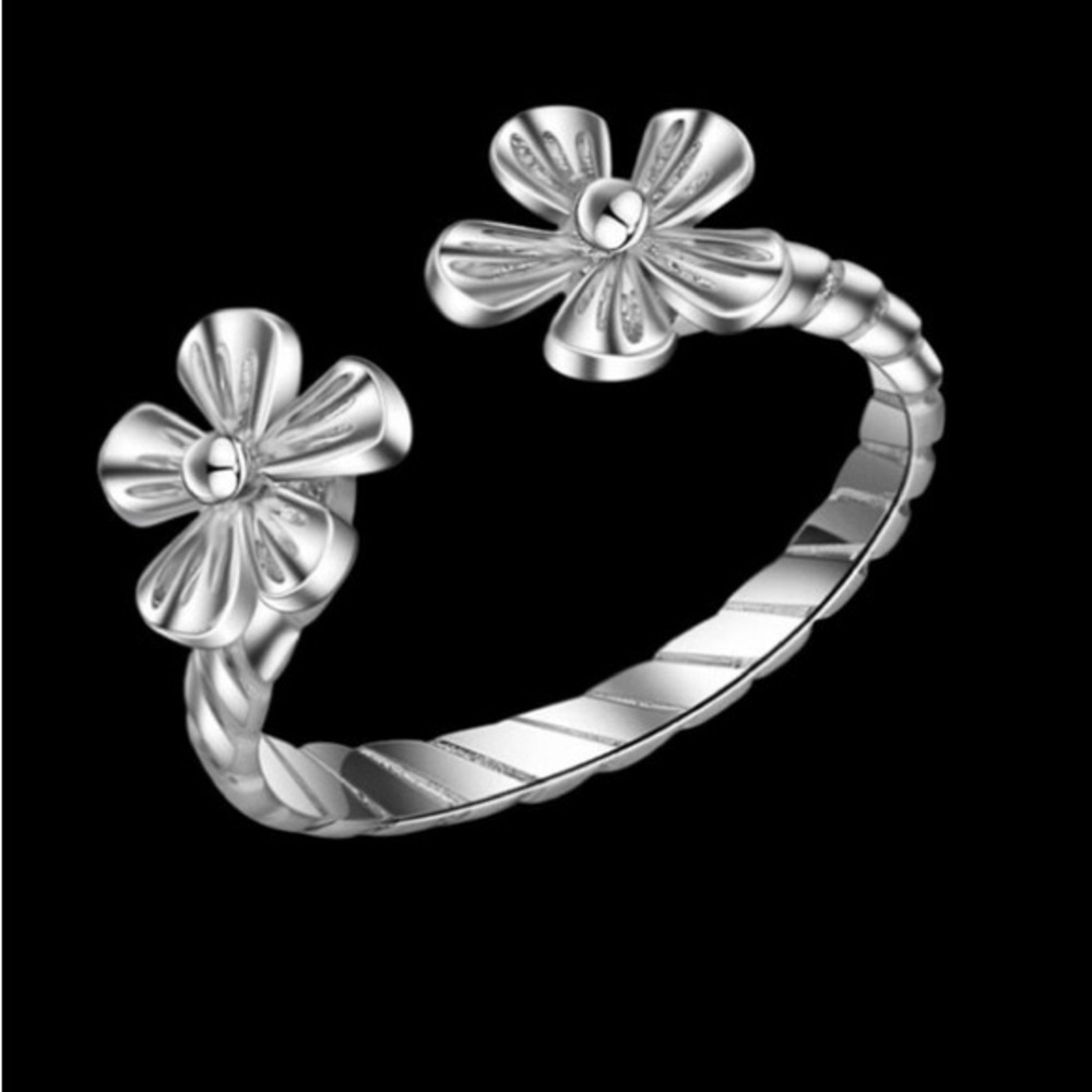 925 Sterling Silver Twist Petal Toe Rings Double Flower Wishbone Open Resizable
